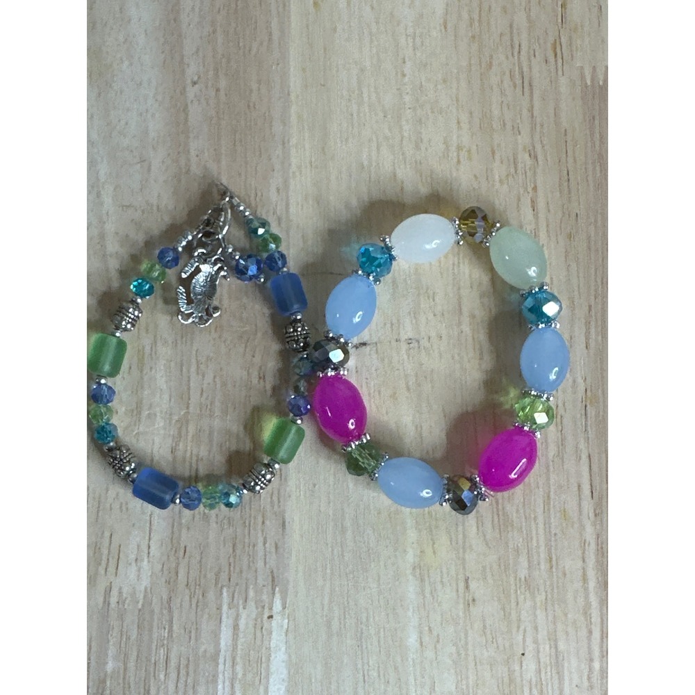Set of 2 Beaded Bracelets Blue Pink‎ Green with Silver Crab Charm Toggle Clasp